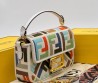 Женская текстильная сумка Fendi белая с разноцветными буквами 20х10 2025