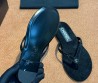 Женские замшевые шлепанцы Chanel черные со стразами 2025