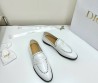 Женские кожаные лоферы Christian Dior белые с перфорацией 2025