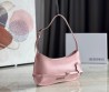 Женская кожаная сумка Jacquemus розовая лакированная 28х14 2025