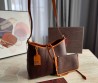 Женская кожаная сумка Etro коричневая 30х25 2025