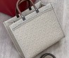 Женская текстильная сумка Fendi молочная 36х30х8 2025