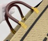 Женская текстильная сумка Fendi бежевая 36х30х8 2025
