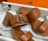 Женские кожаные сабо Hermes Kute коричневые 2025