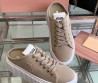 Женские текстильные кеды Miu Miu бежевые без пятки 2025