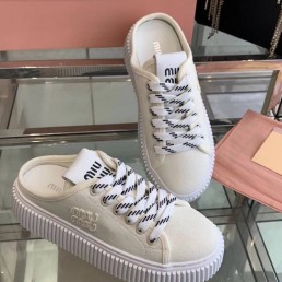 Женские текстильные кеды Miu Miu белые без пятки 2025