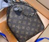 Женская кожаная сумка Louis Vuitton коричневая 30х21х7 2025