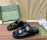 Женские кожаные шлепанцы Gucci черные со стразами 2025