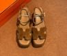 Женские велюровые босоножки Hermes коричневые на платформе 2025
