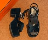 Женские велюровые босоножки Hermes темно-зеленые на платформе 2025