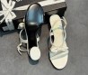 Женские кожаные босоножки Chanel белые с бантиком 2025