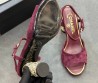 Женские замшевые босоножки Chanel бордовые с металлическим каблуком 2025
