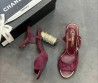 Женские замшевые босоножки Chanel бордовые с металлическим каблуком 2025