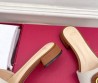 Женские комбинированные шлепанцы Valentino Vlogo Signature белые с коричневым 2025