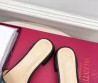 Женские кожаные шлепанцы Valentino Vlogo Signature черные 2025