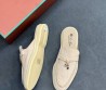 Женские замшевые лоферы без задника Loro Piana Summer Charms Walk бежевые 2025