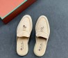 Женские замшевые лоферы без задника Loro Piana Summer Charms Walk бежевые 2025
