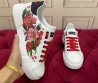Женские кожаные кроссовки Dolce & Gabbana белые с красными цветами 2025