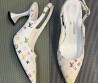 Женские кожаные туфли Louis Vuitton белые с цветными логотипами 2025