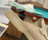 Мужские замшевые лоферы без задника Loro Piana бежевые 2025