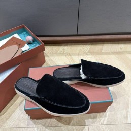 Мужские замшевые лоферы без задника Loro Piana черные 2025