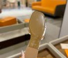 Женские кожаные шлепанцы Louis Vuitton х Murakami белые с бантом 2025