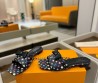 Женские кожаные шлепанцы Louis Vuitton х Murakami черные с бантом 2025