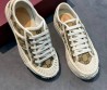 Женские текстильные кеды Gucci бежевые с резиновым носком 2025