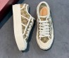 Женские текстильные кеды Gucci бежевые с резиновым носком 2025