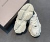 Женские кожаные кроссовки Balenciaga белые 2025