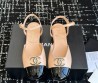 Женские кожаные босоножки Chanel Goatskin Grosgrain бежевые с черным лакированным носом 2025
