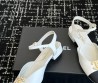 Женские кожаные босоножки Chanel Goatskin Grosgrain белые с черным текстильным носом 2025