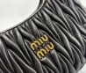 Женская кожаная сумка Miu Miu черная 27х16 2025