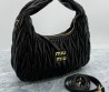 Женская кожаная сумка Miu Miu черная 27х16 2025
