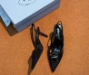 Женские комбинированные туфли Prada черные каблук 8 см 2025
