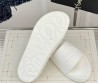 Мужские резиновые шлепанцы Alexander McQueen белые 2025