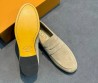 Мужские замшевые лоферы Tod's бежевые 2025