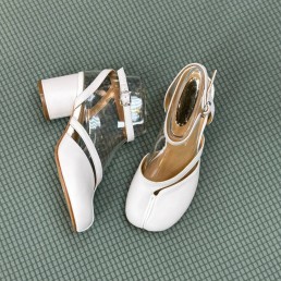Женские кожаные туфли Maison Margiela белые 2025