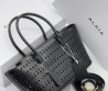 Женская кожаная сумка Alaia черная с перфорацией 20х13,5х10 2025