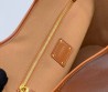 Женская кожаная сумка Prada 34х23х16 коричневая 2025