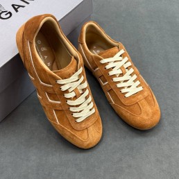 Женские замшевые кроссовки Hogan коричневые 2025