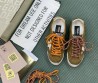 Женские замшевые кроссовки Golden Goose True Star коричневые 2025