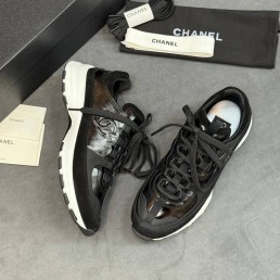 Женские комбинированные кроссовки Chanel черные глянцевые 2025