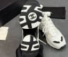 Женские комбинированные кроссовки Chanel белые глянцевые 2025