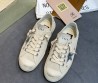 Женские замшевые кроссовки Golden Goose Ball Star бежевые с серебряной звездой 2025