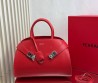 Женская кожаная сумка Salvatore Ferragamo красная 31х22х16 2025