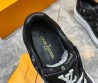 Мужские комбинированные кроссовки Louis Vuitton черные с монограммами 2025