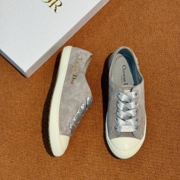 Женские замшевые кеды Christian Dior Lucky серые с атласными шнурками 2025