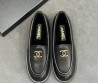 Женские кожаные лоферы Chanel черные с мехом 2025