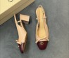 Женские кожаные туфли Valentino бежевые с открытой пяткой 2025